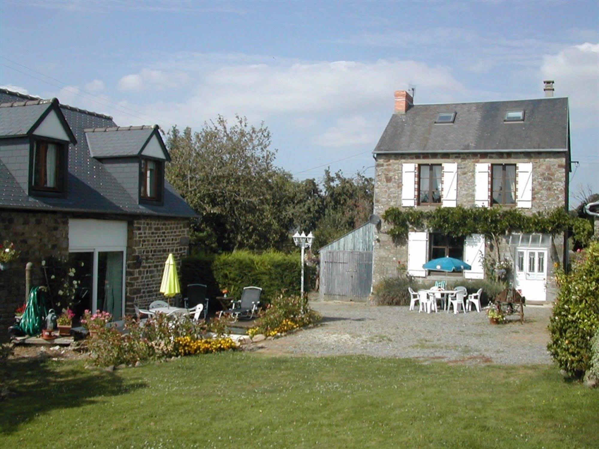 花园住宿加早餐旅馆 Isigny-le-Buat 外观 照片